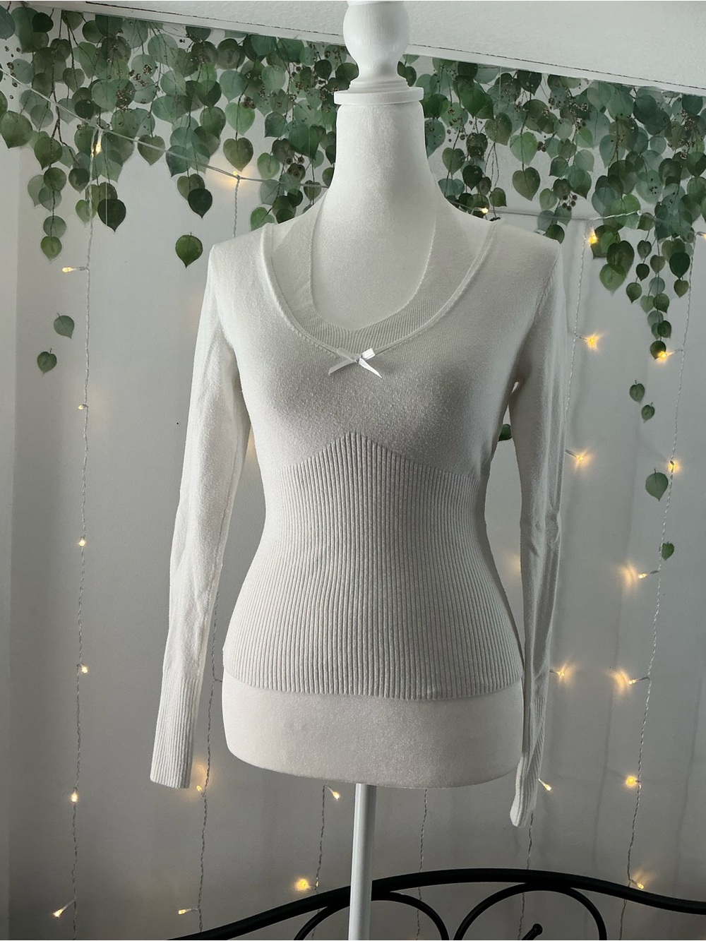 Hollister White Ribbed Layered Halter/Scoop Neck Long-Sleeve Sweater